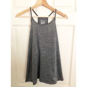 Grey workout top 🤸‍♀️🧘🏼‍♂️